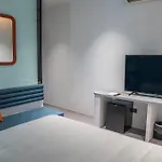 Brown Dot Hotel Saigon