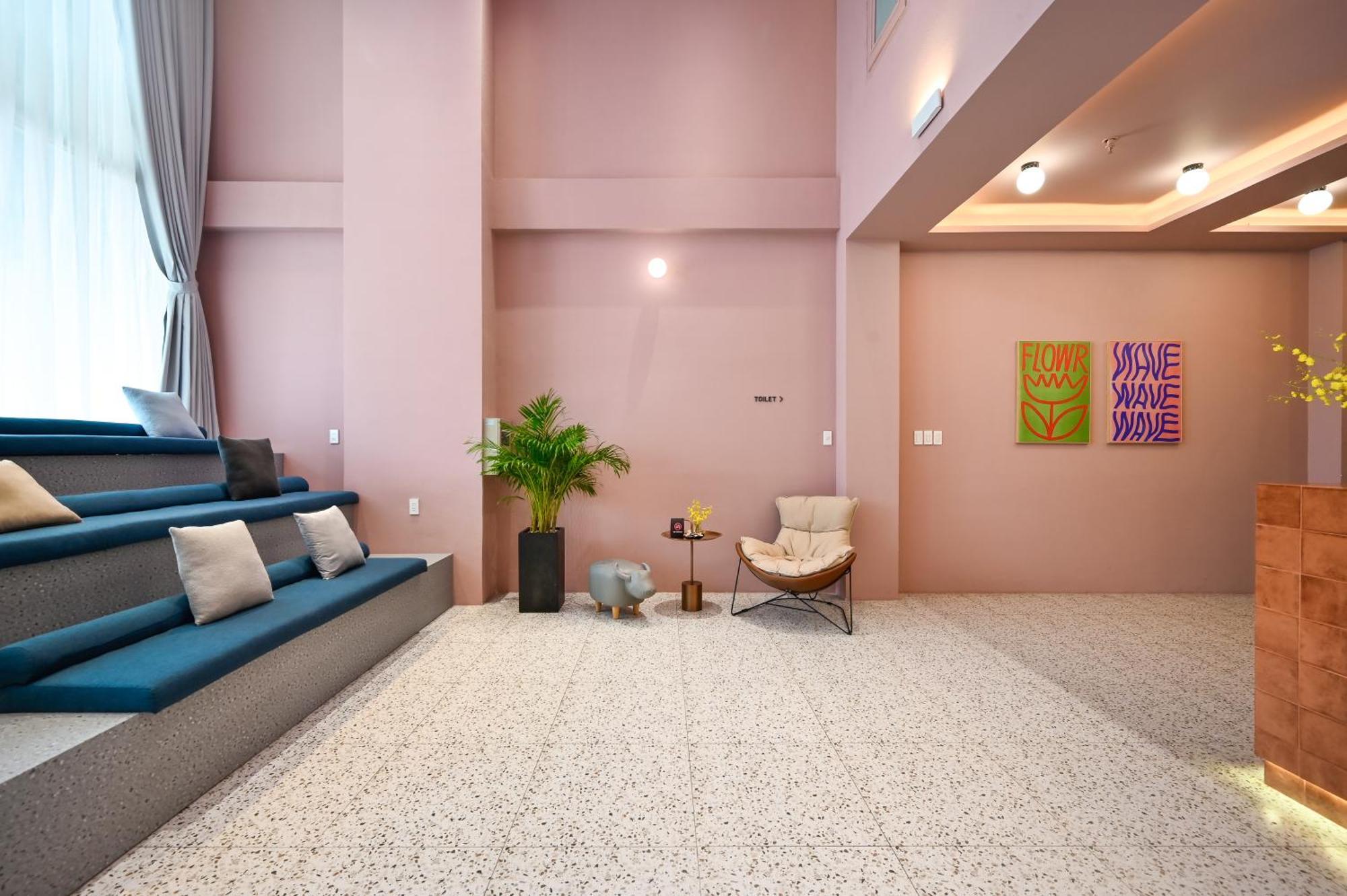 Brown Dot Saigon Airport 3*