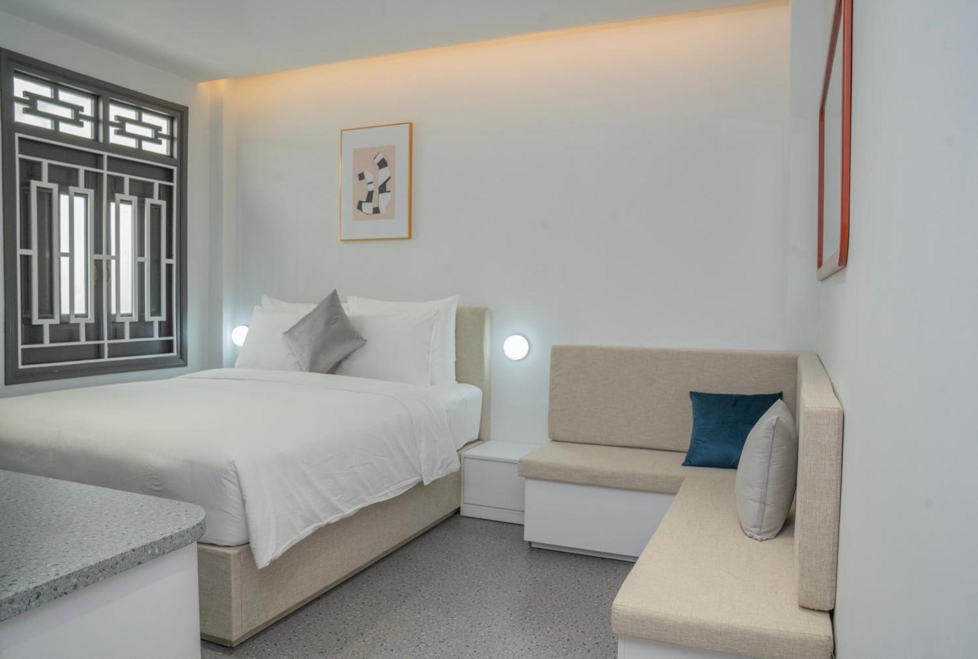 Brown Dot Saigon Hotel